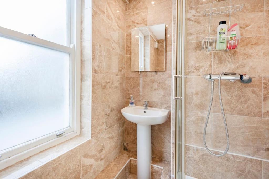 Studio Apt With Huge Balcony Near Oxford St - Marble Arch - Hydepark Лондон Екстериор снимка